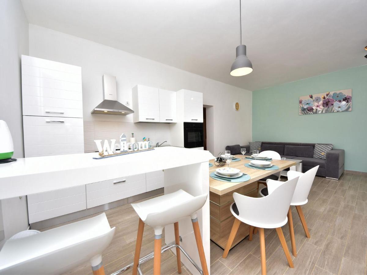 Lovely Apartment In Kru Evo With Barbecue Kruševo Eksteriør bilde
