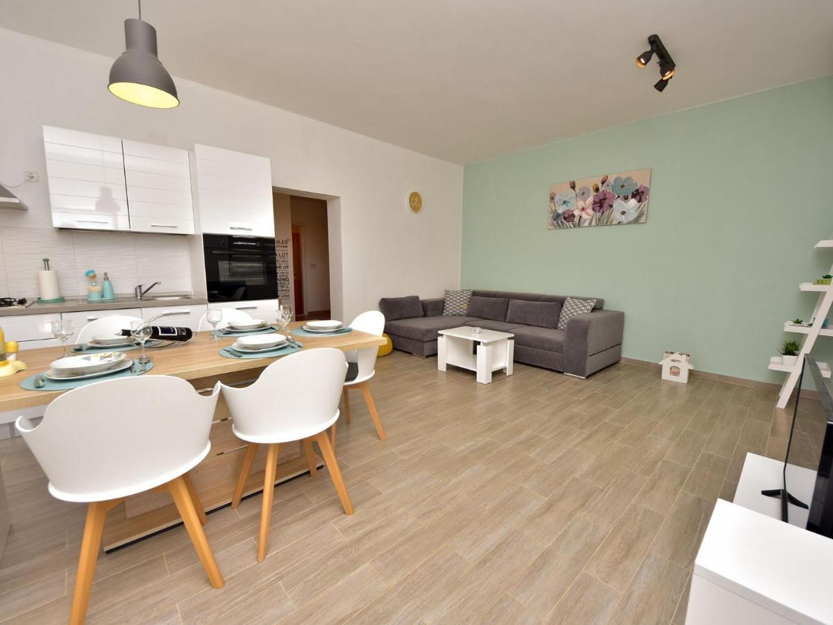 Lovely Apartment In Kru Evo With Barbecue Kruševo Eksteriør bilde