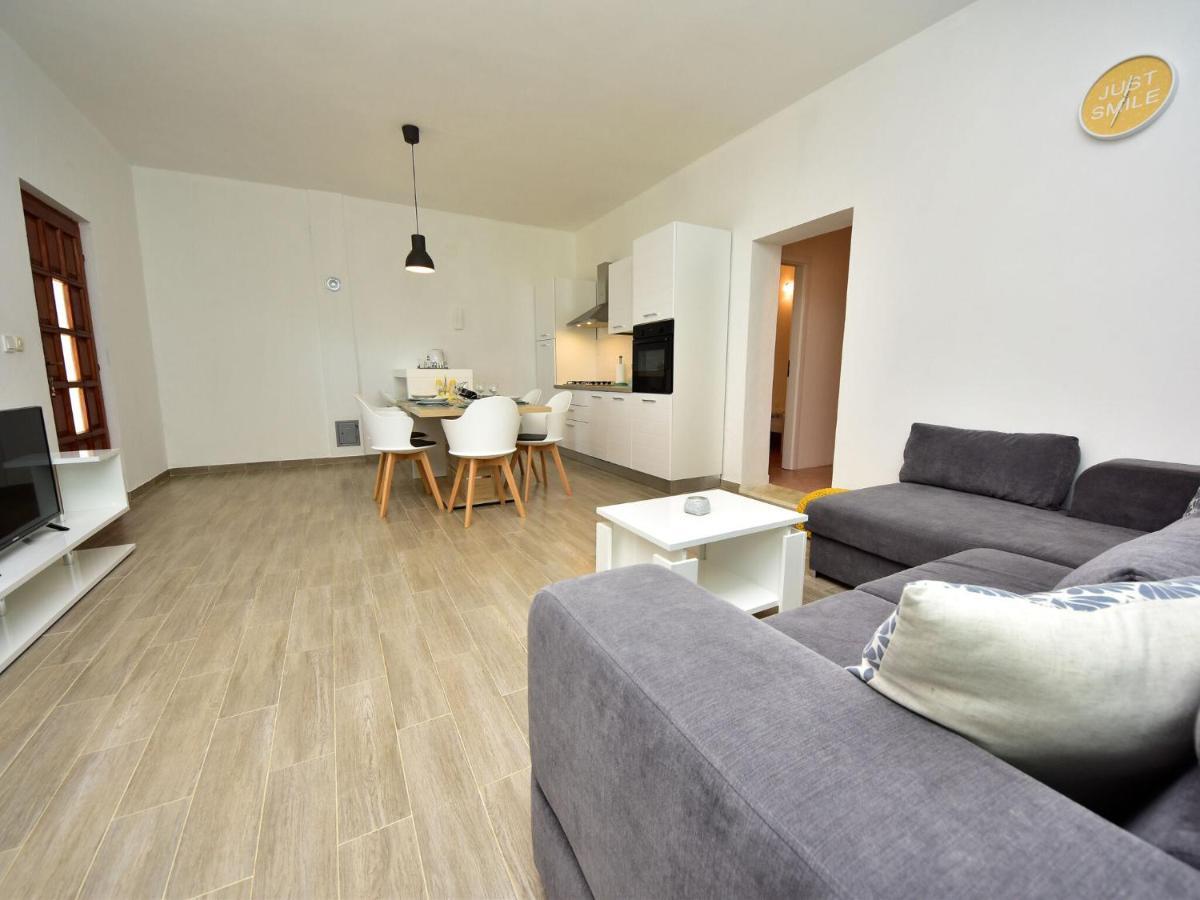 Lovely Apartment In Kru Evo With Barbecue Kruševo Eksteriør bilde